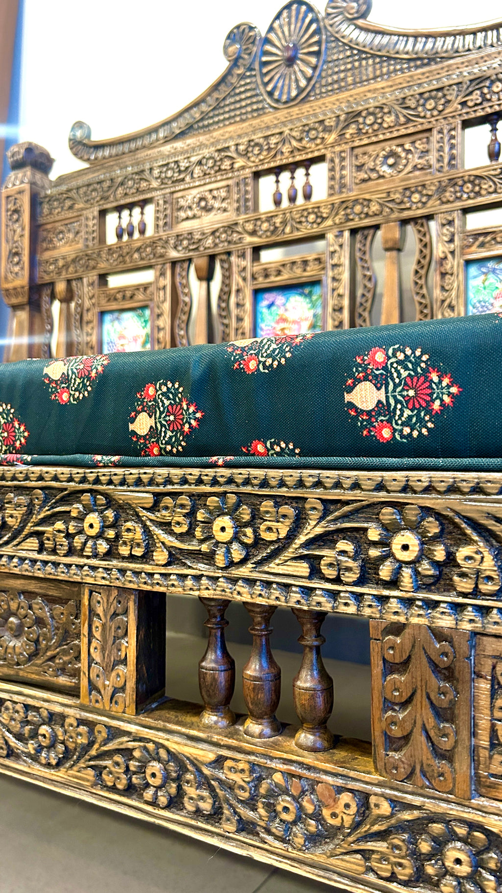 Carved Dewan