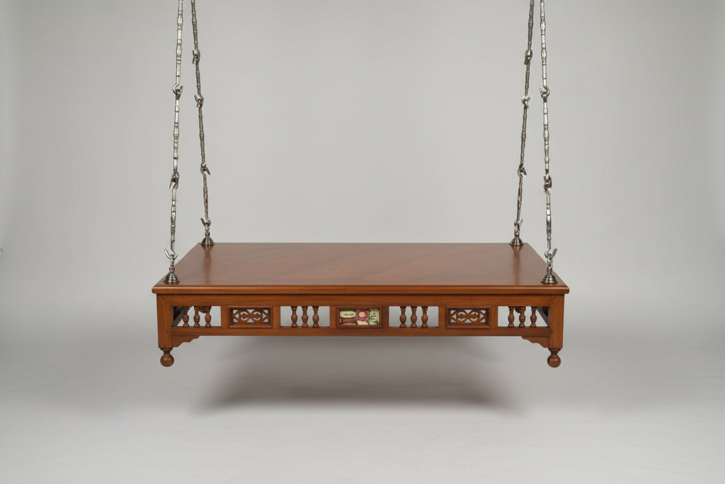 The Takht Swing